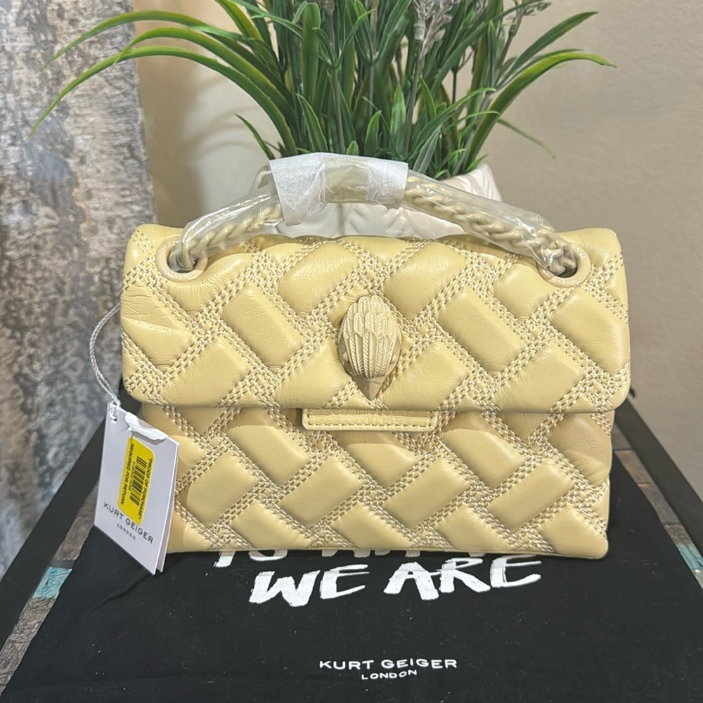 Kurt Geiger London
Solid Quilted Mini Kensington Drench Crossbody Bag
